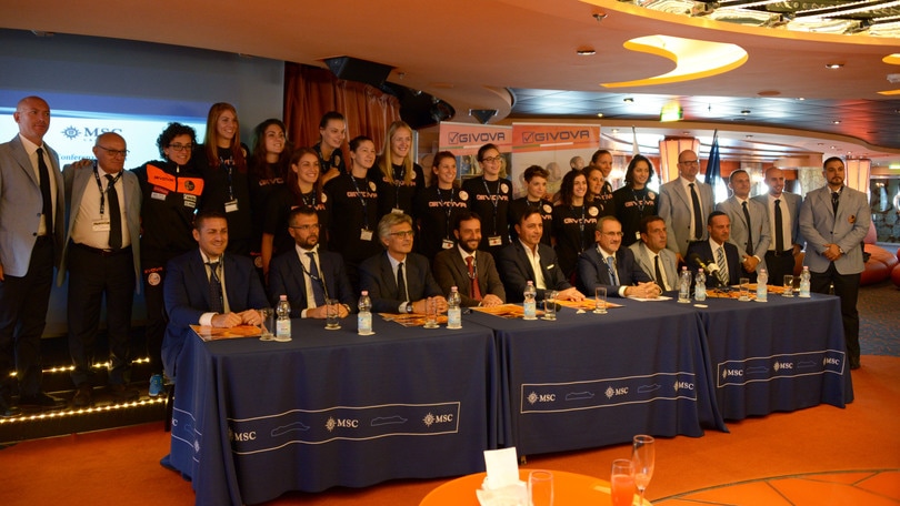 Napoli, la Saches Mapei Givova Dike punta in alto