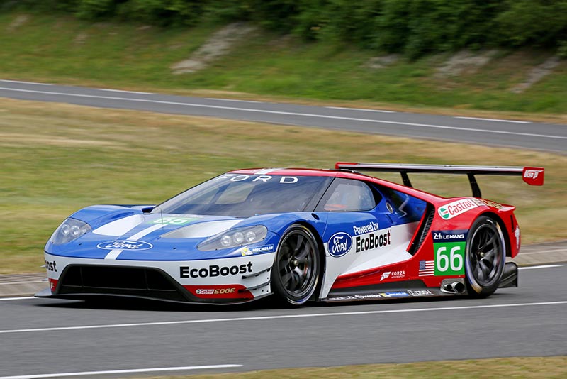 Ford GT, debutta l'avversaria della Ferrari 488