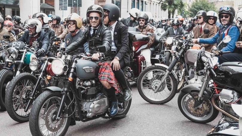 Gentiluomini in cafe racer: 30.000 barbe, baffi e tweed per una giusta causa
