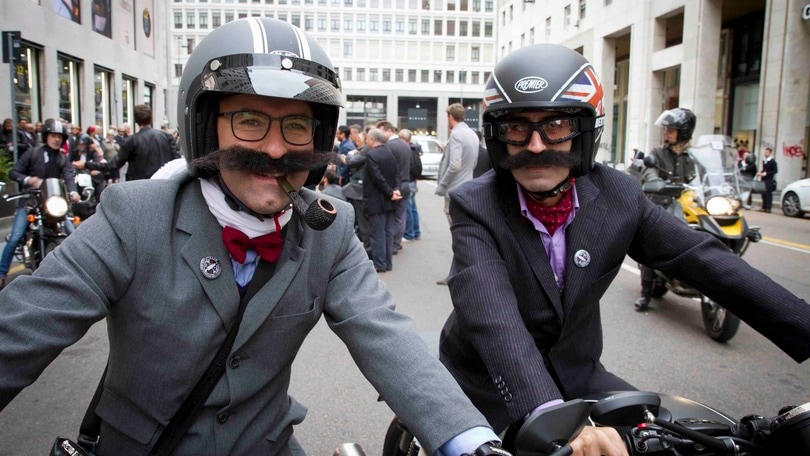 Gentiluomini in cafe racer: 30.000 barbe, baffi e tweed per una giusta causa