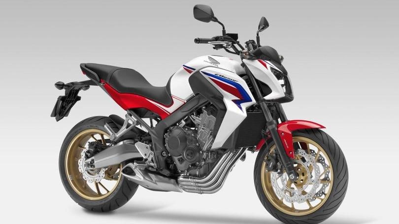 Mercato moto 2015: naked, numeri da record
