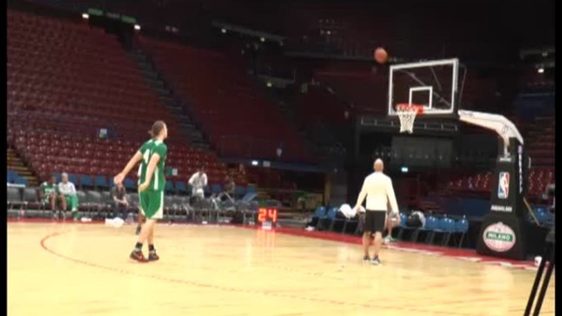 I Boston Celtics si allenano al Forum di Assago