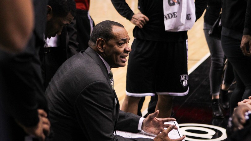 Hollins elogia Bargnani, ma il Mago salta il debutto