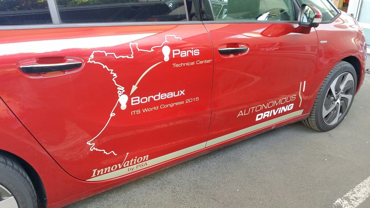 Un veicolo autonomo PSA sull’autostrada francese per 580 km