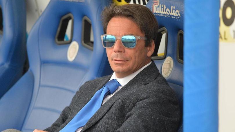 Arezzo, è Sperotto la spia? Capuano non lo fa allenare...