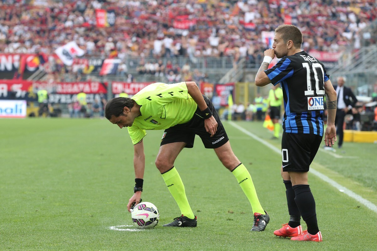 Flop bombolette, gli arbitri protestano