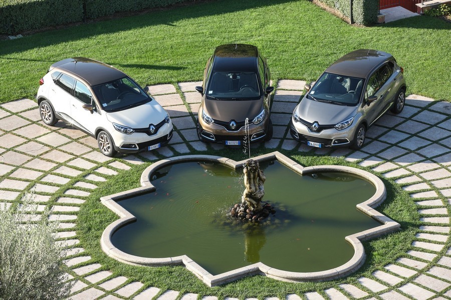 Renault Captur, le edizioni top Excite e Iconic