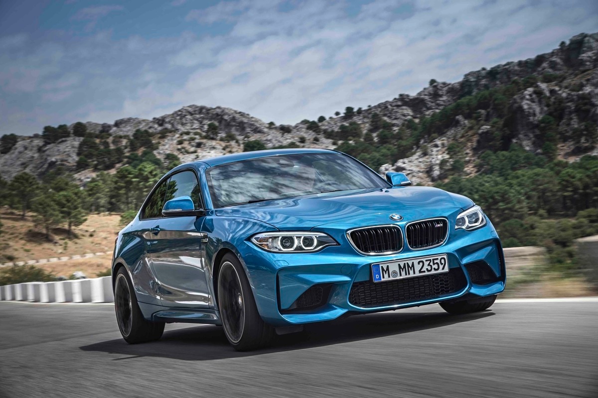 BMW M2 Coupè: 370 cv possono bastare?