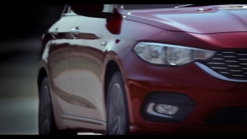 Nuova Fiat Tipo, ora è una berlina