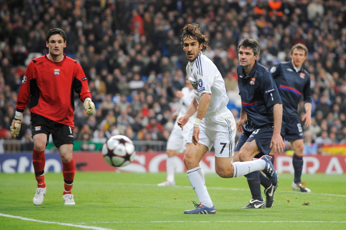Raul si ritira. Col Real 323 gol, meglio solo CR7