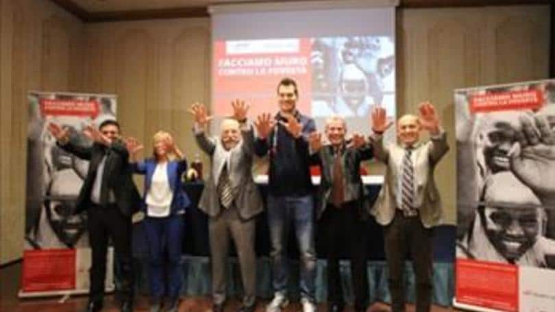Volley: Trento fa muro contro la povertà