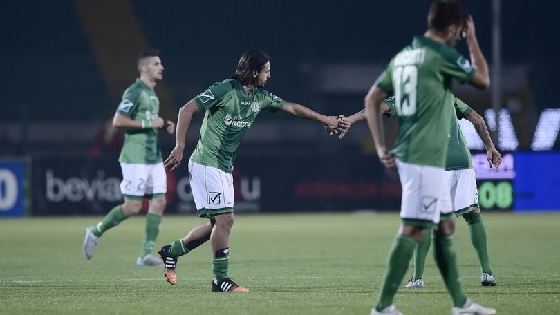 Gol e spettacolo tra Avellino e Brescia