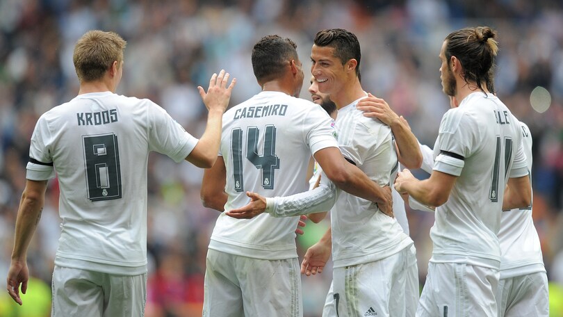 Il Real supera il Levante e balza in vetta alla Liga