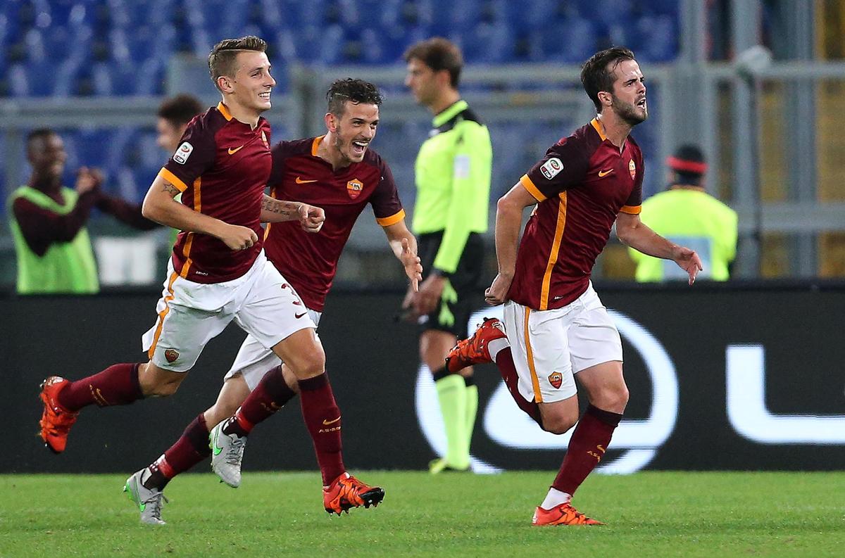 Roma, Digne: «Totti e De Rossi miti del calcio»