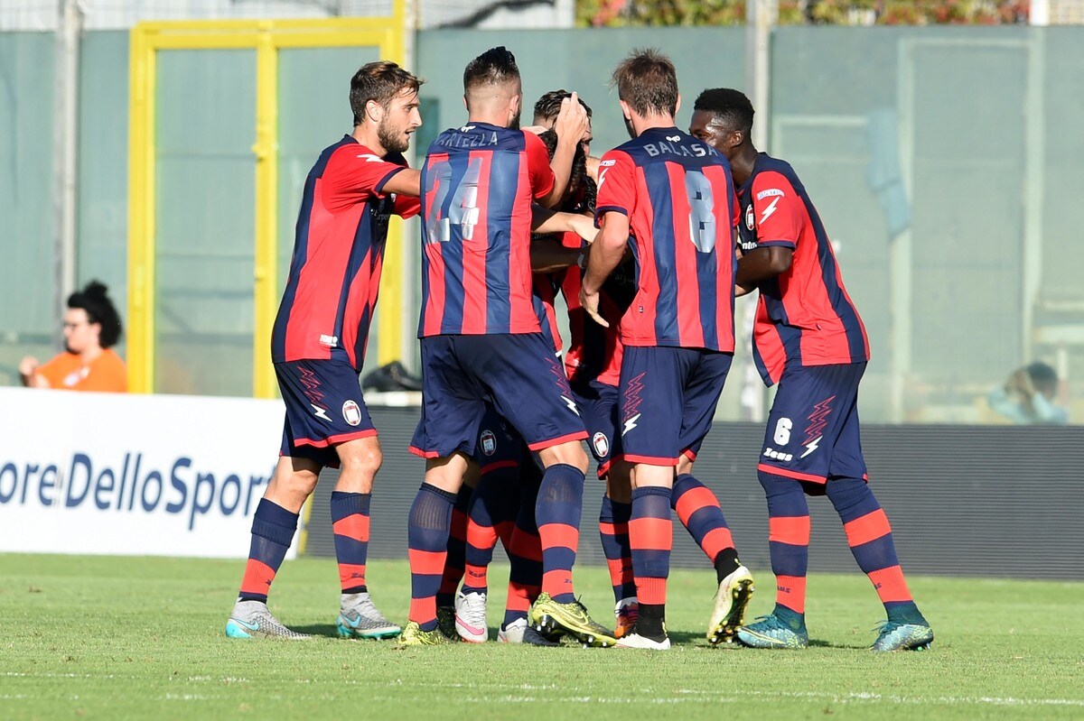 È un Crotone da favola. Bari e Cagliari ko: guarda tutti i gol della Serie B
