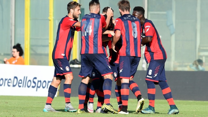 È un Crotone da favola. Bari e Cagliari ko: guarda tutti i gol della Serie B