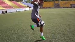 Neymar, che colpi con i freestyler di Pes 2016