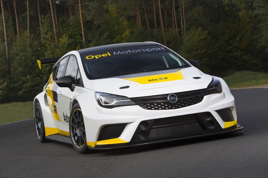 Opel Astra TCR, 330 cv per la pista