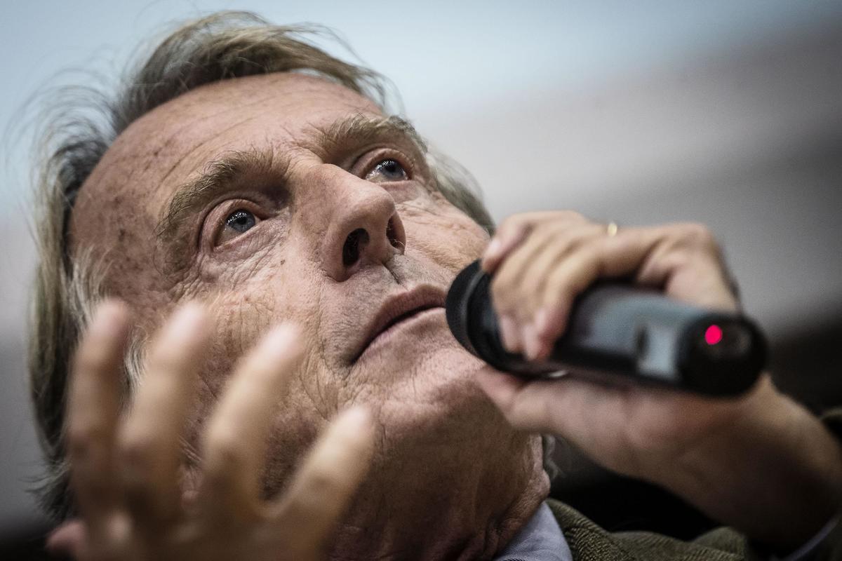 Montezemolo: «Comprare azioni Ferrari? Dovrebbero regalarmele»
