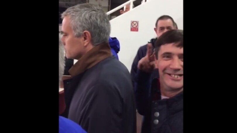 Mourinho senza pace, un altro tifoso lo tormenta