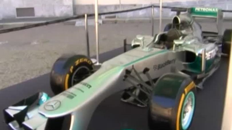 F1, pole a Rosberg