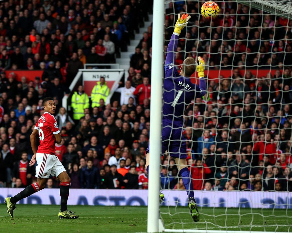 Risultati Premier League: United-City, solo pari. Tottenham show