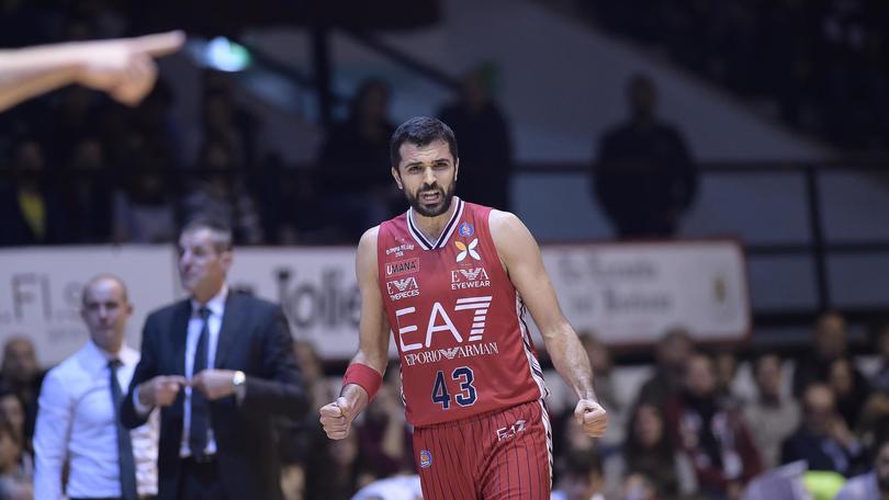 Caserta per tre quarti, ma alla fine Milano vince