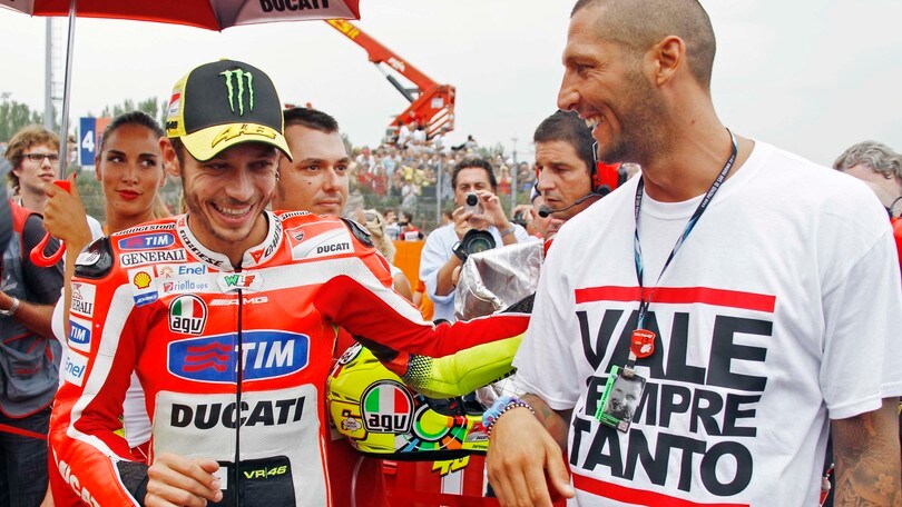 Materazzi sta con Rossi: «Ci sono uomini e piccoli bambini»
