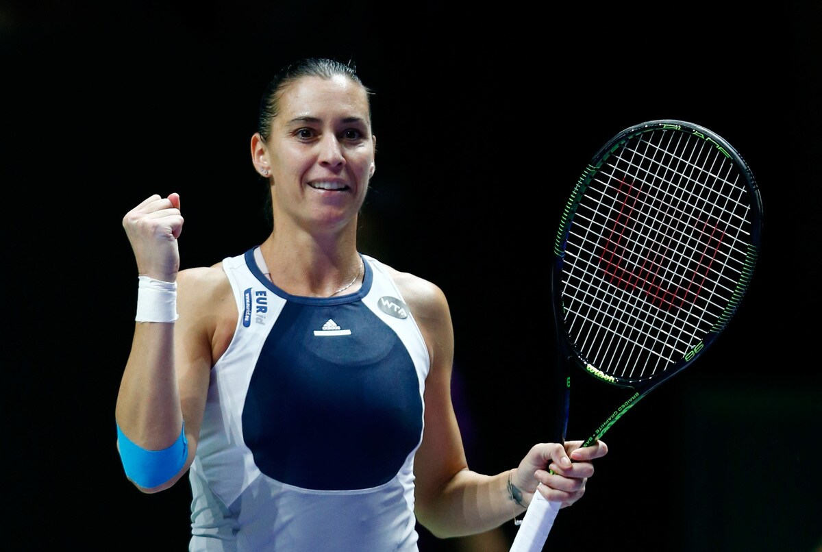 Wta Finals, reazione Pennetta: battuta Radwanska in due set