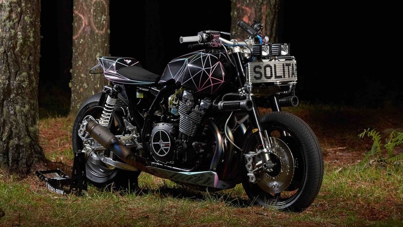 Yamaha XJR 1300 El Solitario: chi ha paura del lupo cattivo?