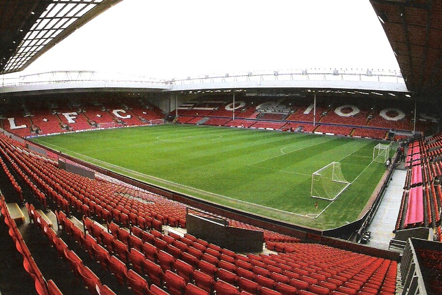 Liverpool, Anfield evacuato: "sparita" una persone all'interno