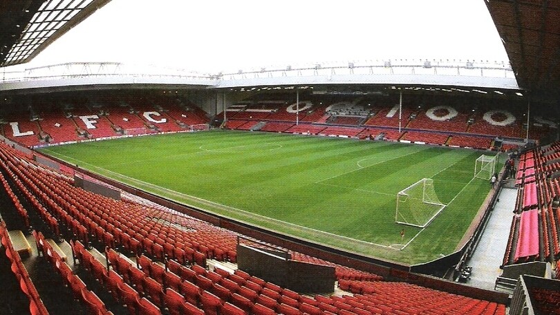 Liverpool, Anfield evacuato: "sparita" una persone all'interno