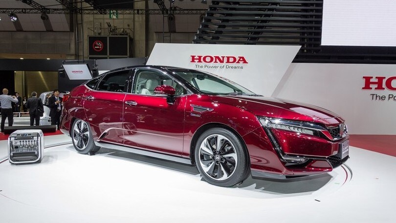 Honda FCV, l'idrogeno che "spinge" come un V6