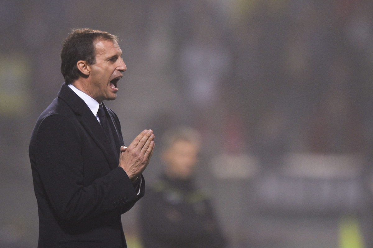 La Juve va in ritiro. Allegri: «Così non va»