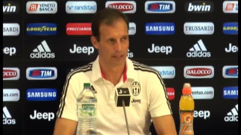 Allegri: "Nessun favorito nel derby. Aver paura non serve a nulla"