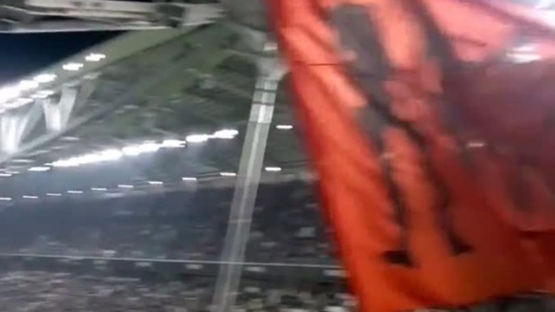 Il coro cantato dai tifosi della Juventus