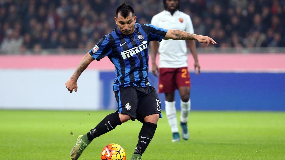 Inter-Roma 1-0: Medel segna e Mancini torna in testa