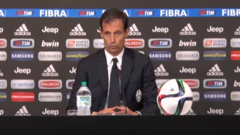 Allegri: "Sui cambi decido io. Khedira? Nulla di grave"