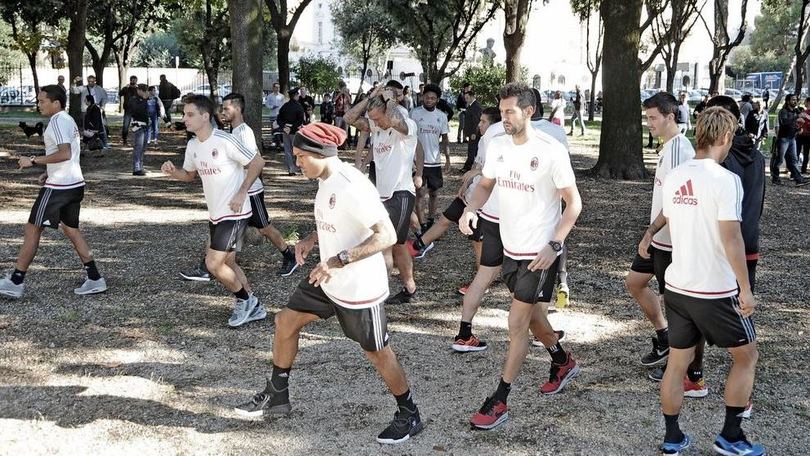 Milan, la rifinitura della squadra è a Villa Borghese