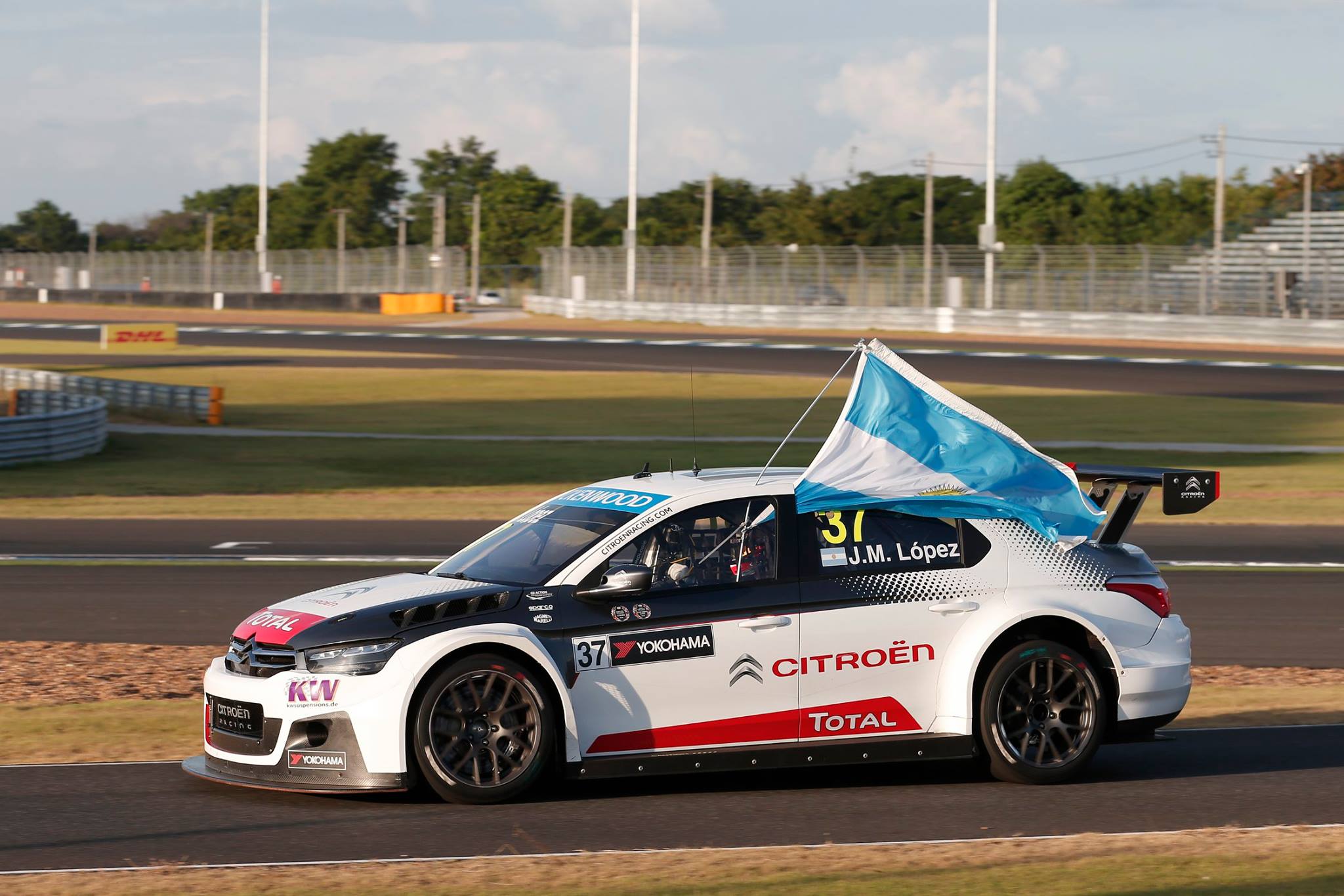 WTCC, Lopez e Citroen campioni!