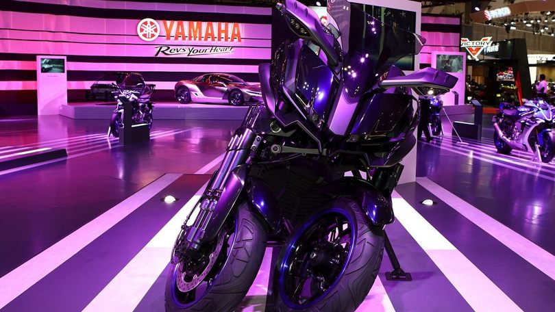 Yamaha MWT-9, moto a tre ruote