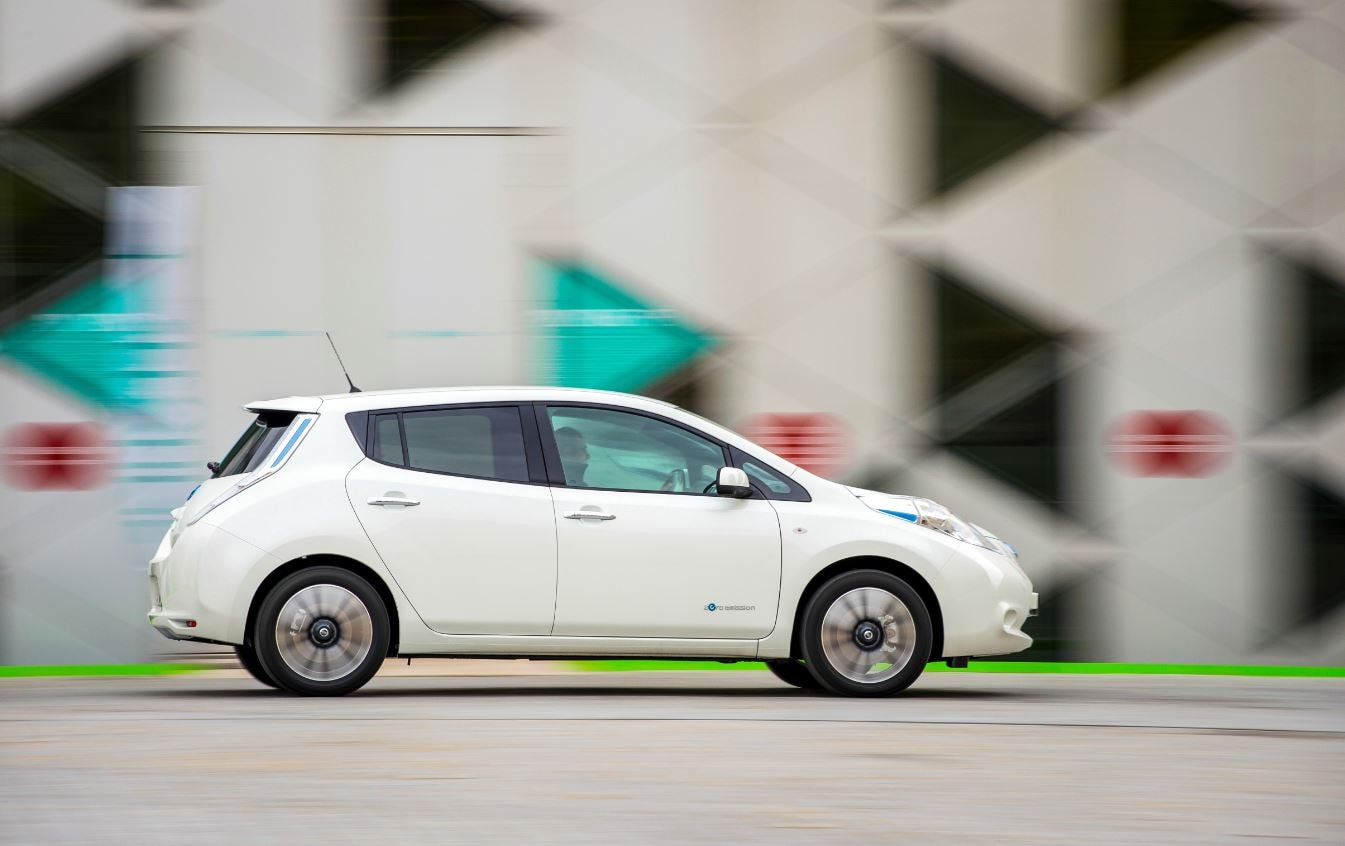 Nuova Nissan Leaf, foglia elettrica da 250 km