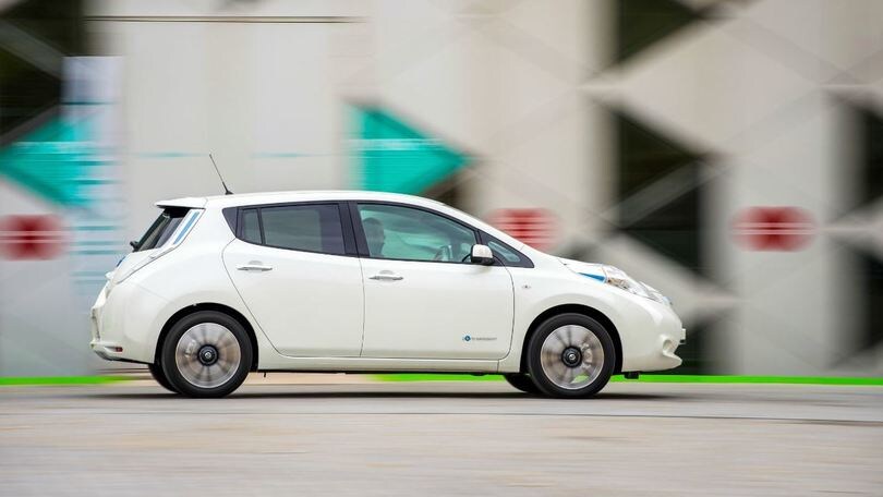 Nuova Nissan Leaf, foglia elettrica da 250 km