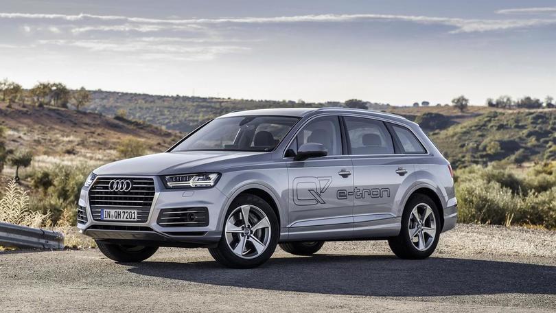 Audi Q7 e-tron, foto e prezzi del SUV ibrido