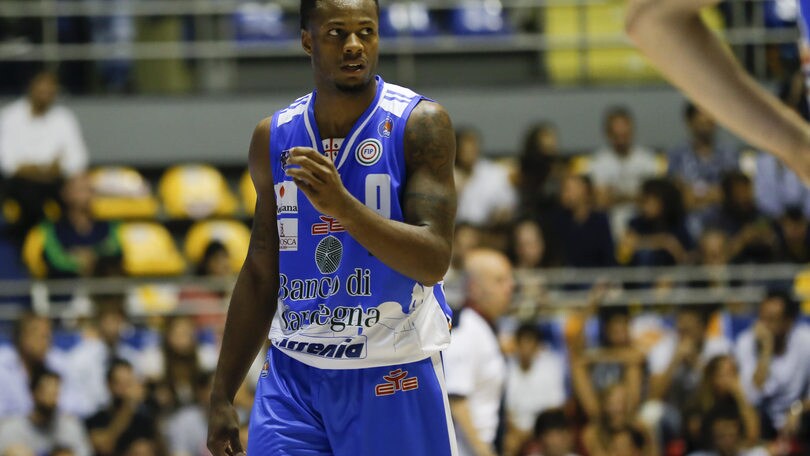 Sassari, blackout fatale: Malaga festeggia