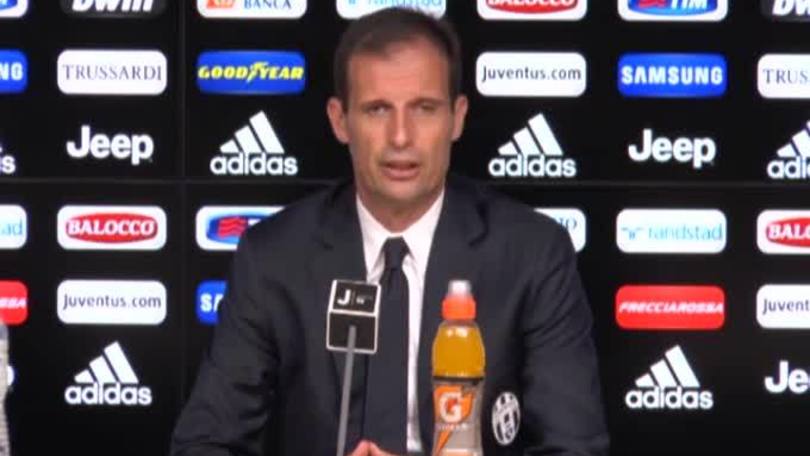 Allegri: "Pirlo all'Inter? Non mi interessa"