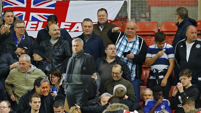 Mourinho squalificato? In tribuna c'è il cartonato