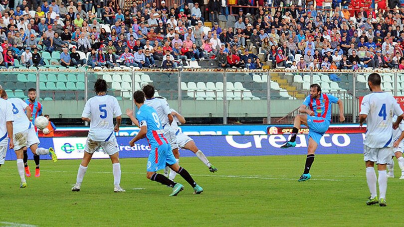 Casertana prima: pari del Catania