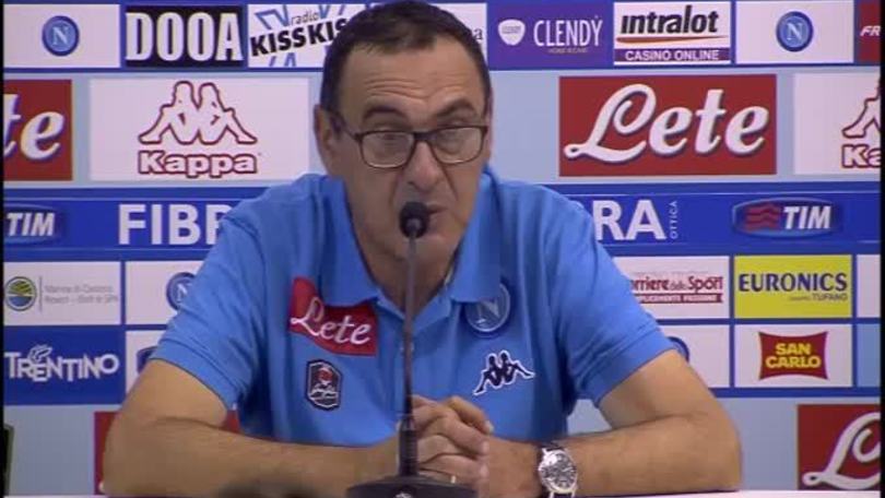 Sarri: "Higuain è il miglior attaccante centrale del mondo"