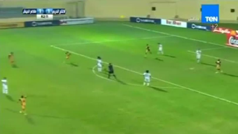 C'è un altro Salah che fa gol incredibili, come questo